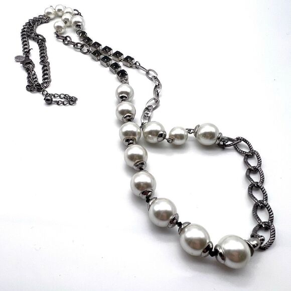 Chico’s Faux Pearl Rhinestone Necklace Gunmetal Two tone long - Picture 1 of 7